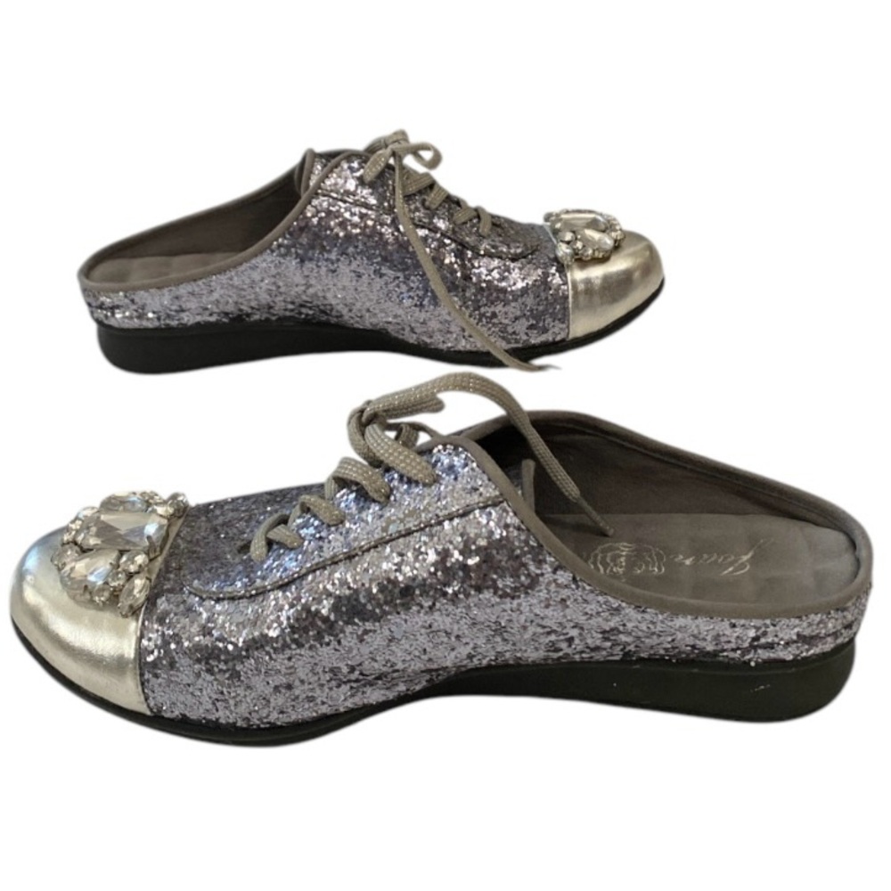 JOAN BOYCE DENISE GRAY GLITTER & SILVER YEWELED SLIDE SHOES SIZE 7W